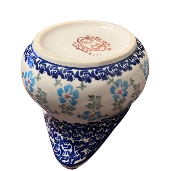 GravyBoat Handcrafted by Zaklady Boleslawiec in Poland- Pitcher Blue Flowers-331 - Picture 3 of 16